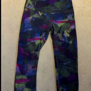 Lululemon Align Cropped leggings, Size 6, EUC